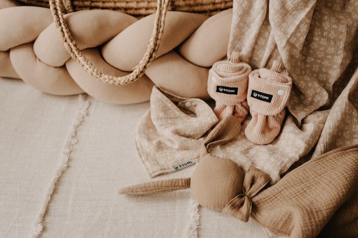 T-TOMI Capáčky Pink (9-12 měsíců) WARM