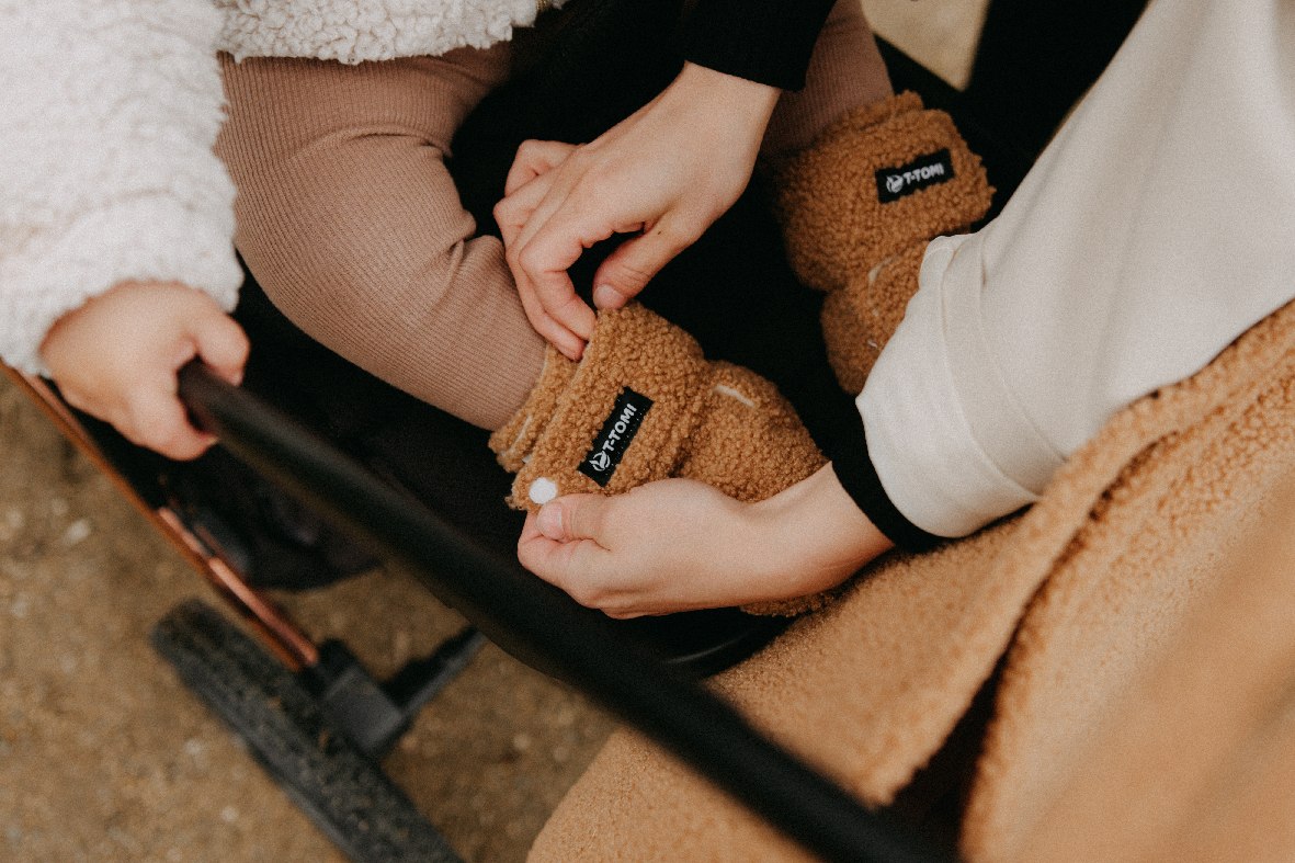T-TOMI Capáčky TEDDY Brown (6-9 měsíců) WARM
